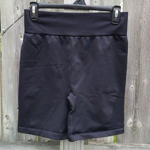Aerie Bike Shorts in Black